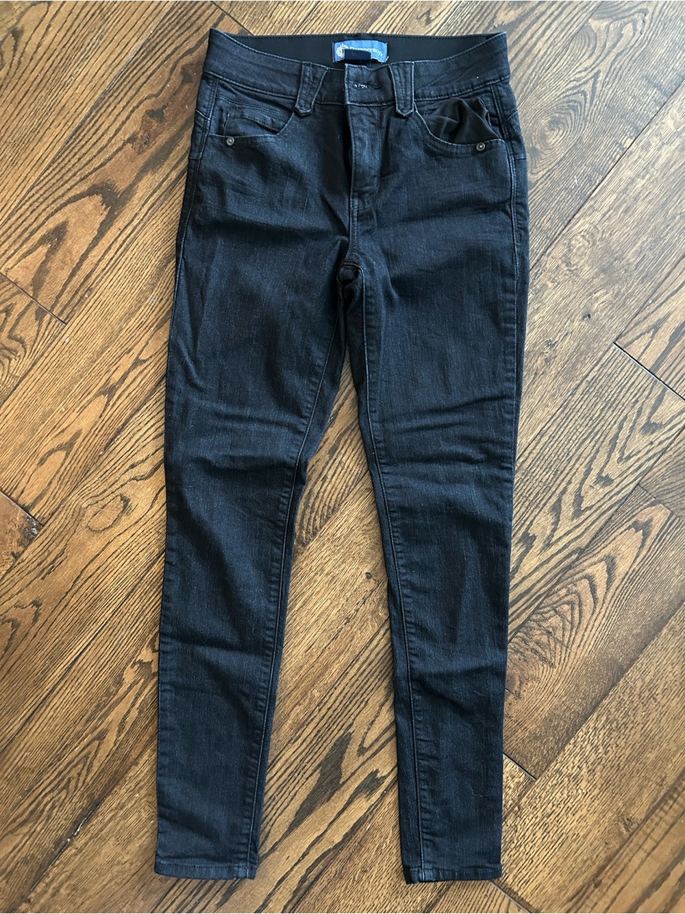 Democracy Women's Skinny Jeans — Black